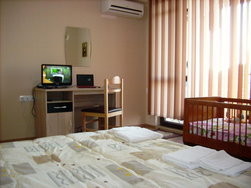 DDenko Apartment Burgas City Værelse billede